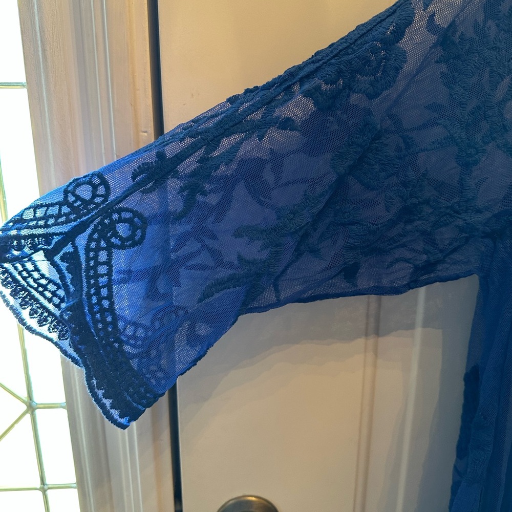 Lane Bryant - Blue Sheer Floral Kimono - Picture 2 of 6